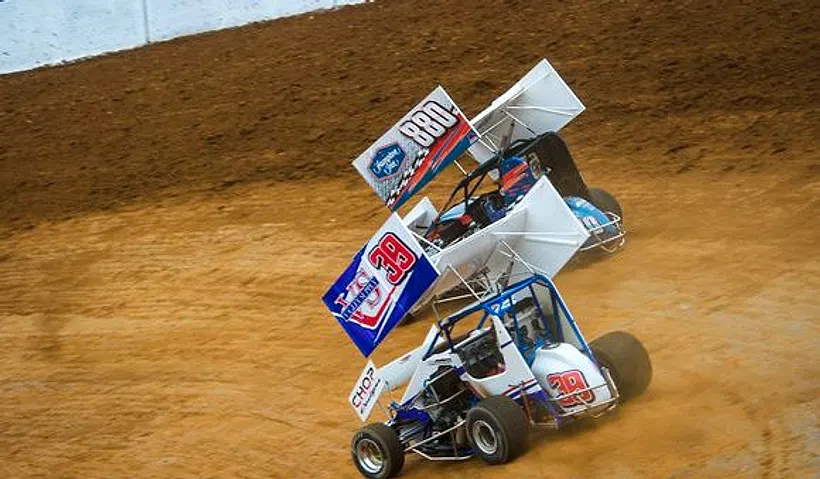 600cc micro sprints racing two-wide on the clay